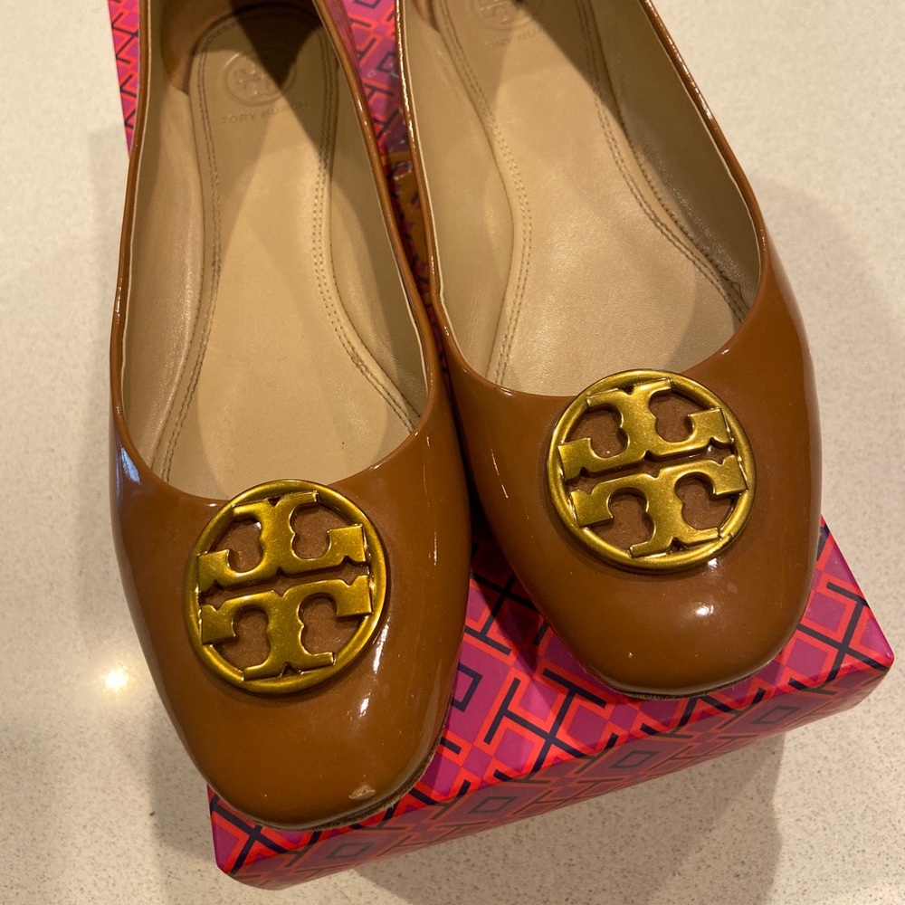 Tory Burch Claire flats SZ 8